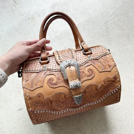 VINTAGEFIND™ vintage american west western style tan leather handbag