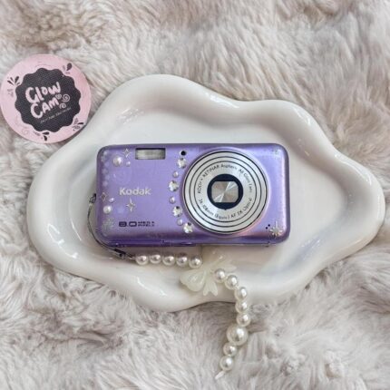 VINTAGEFIND™ kodak purple digital camera 8mp