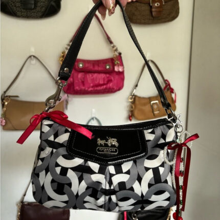 VINTAGEFIND™ y2k coach madison optic print black and white